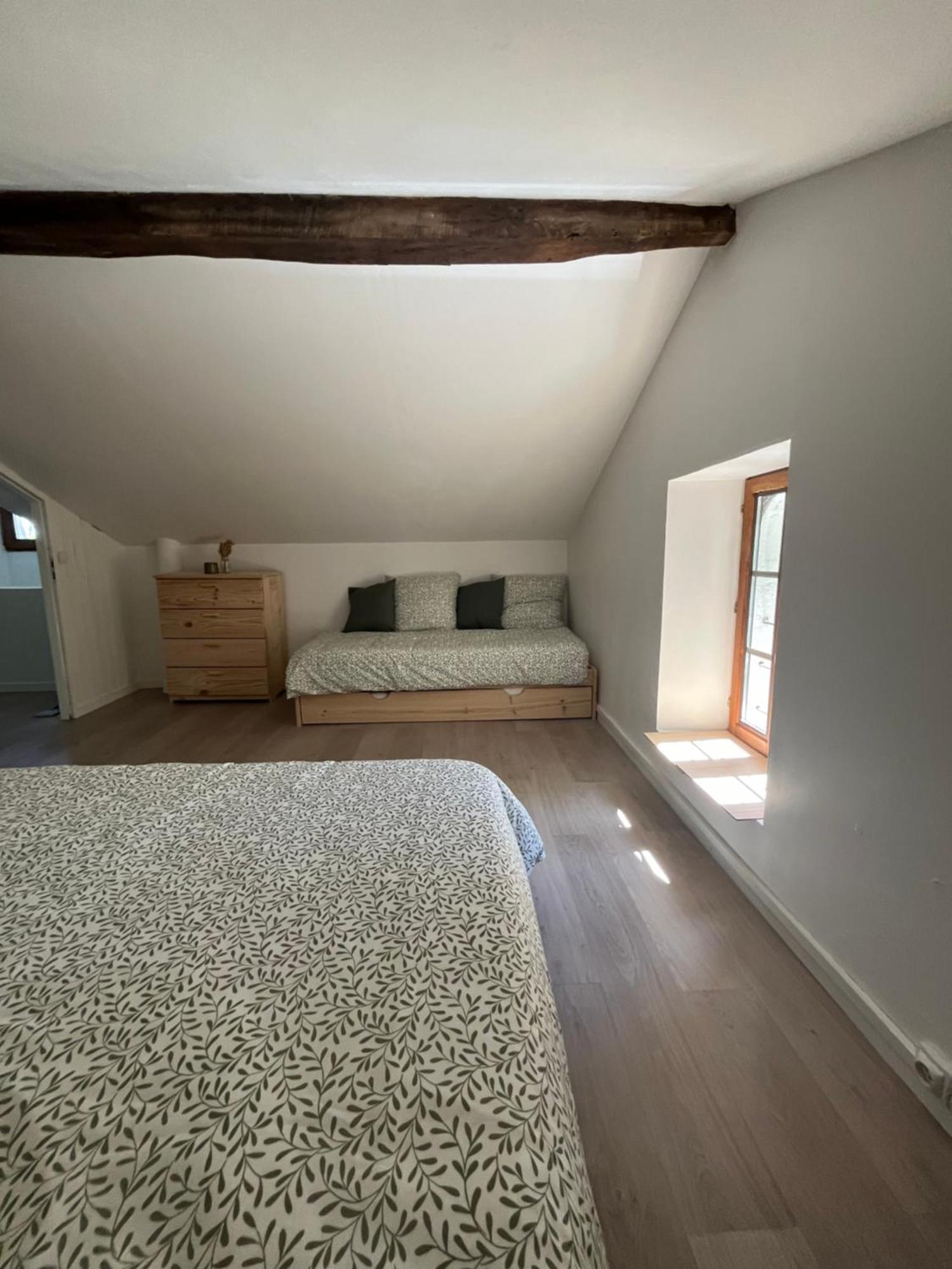 Maison Eclusiere Le Coup De Pompe Meilhan-sur-Garonne Esterno foto
